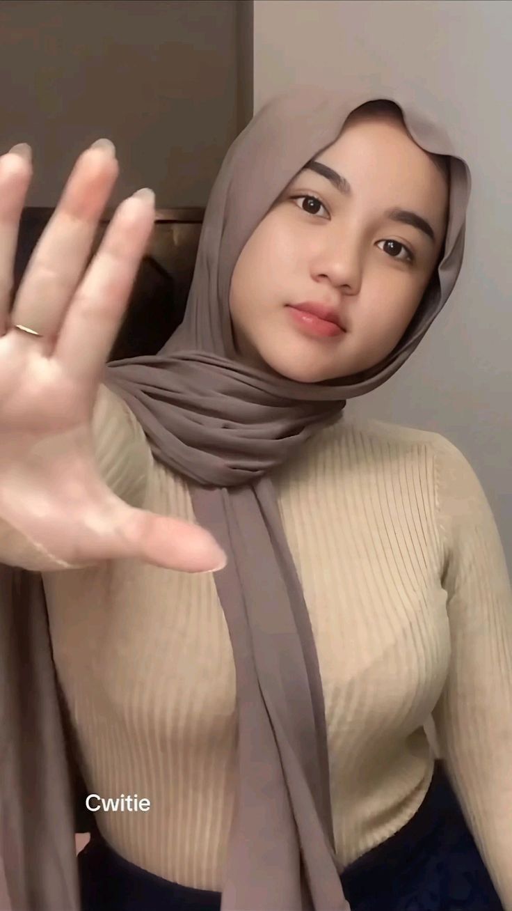 Abg Viral Indo gadis cenggil selalu ada gebrakan yang membuat trending global new 2025 top Viral bawok Hijab Terbaru