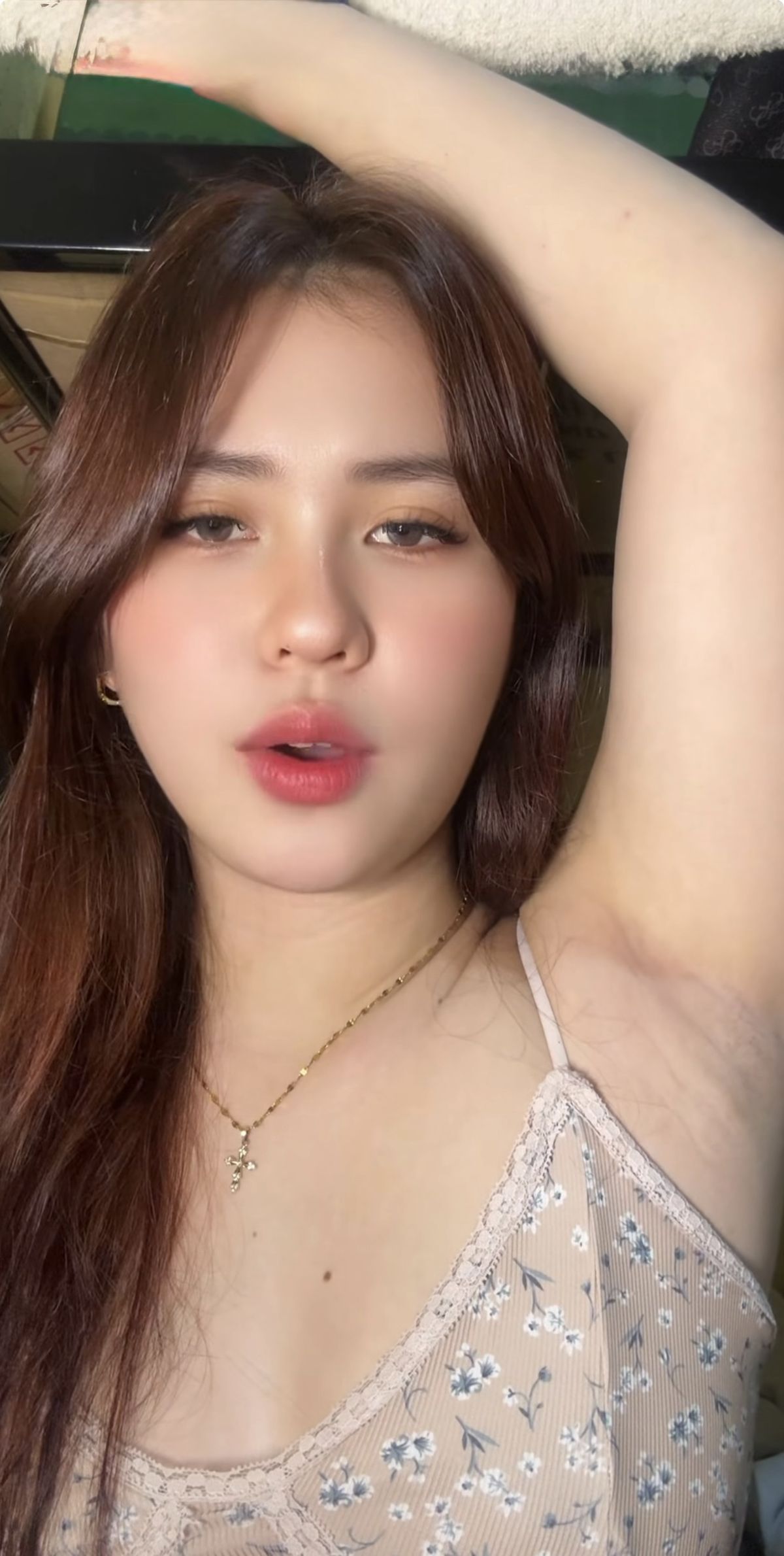 Indonesian Viral 2025 Dia Pegang Pinggulku Sambil Teriak Halus Wiwik Global 2025